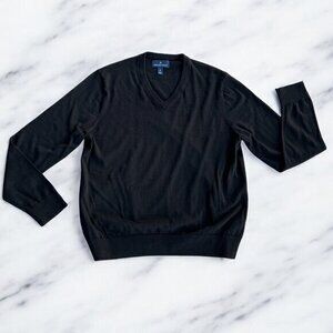 Buttoned Down Brand Men's 100% Wool Black V-Neck Sweater Size Large Long Sleeves